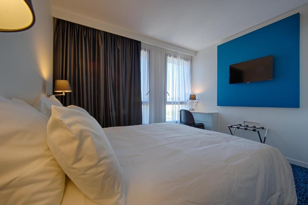 Nex Hotel Tarbes Bilik gambar